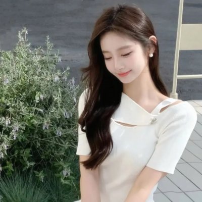 她恨我